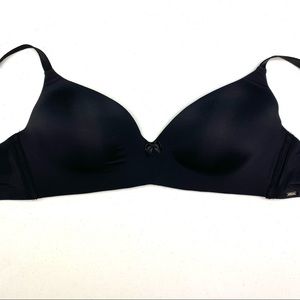 LVR BLK Wireless, 38C. *P1043